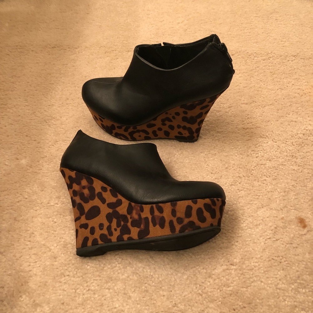 Madden Girl, Leopard heel booties, size 5.5